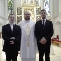 TU SOM – ZAČIATOK POSTULÁTU.