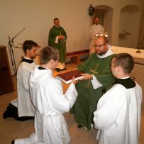 TVOJE SLOVO JE POCHODEŇ PRE MOJE NOHY – SLUŽBA LEKTORÁTU