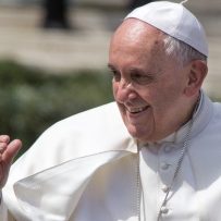 „SILA POVOLANIA“ – knižný rozhovor s pápežom Františkom